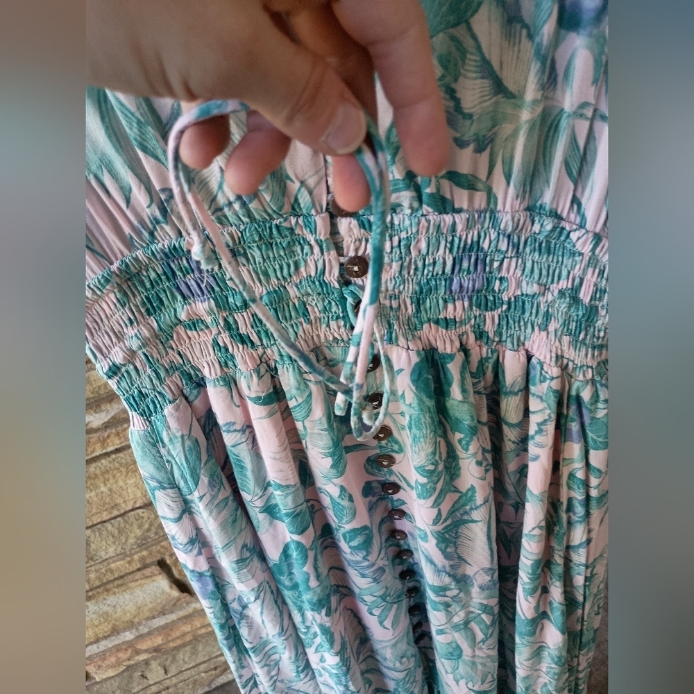 Olivaceous Floral Blue and White Maxi Dress_Large - Picture 8 of 10